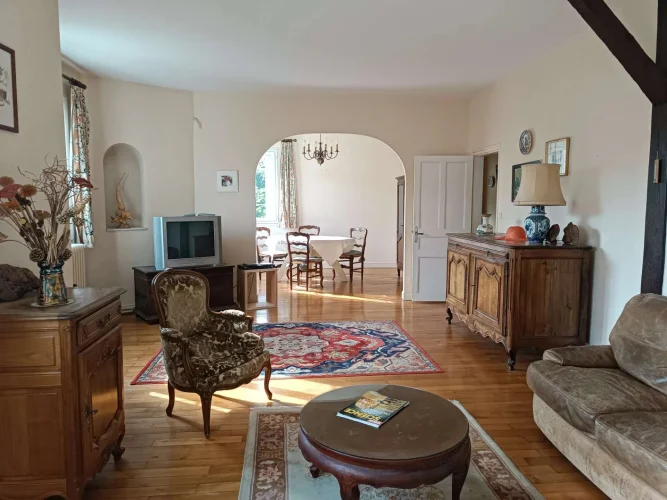 Character House, 225 m² – Wooded Grounds, 3,000 m², Near Montmorillon photo 3