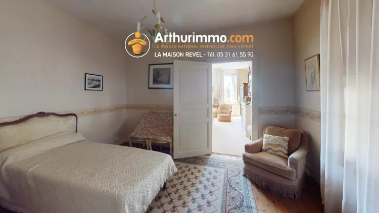 Charming 169 m² Townhouse photo 4