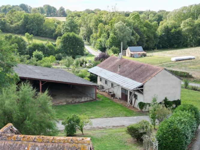 Old Small Farm in the Countryside on 2.18 Hectares photo 4