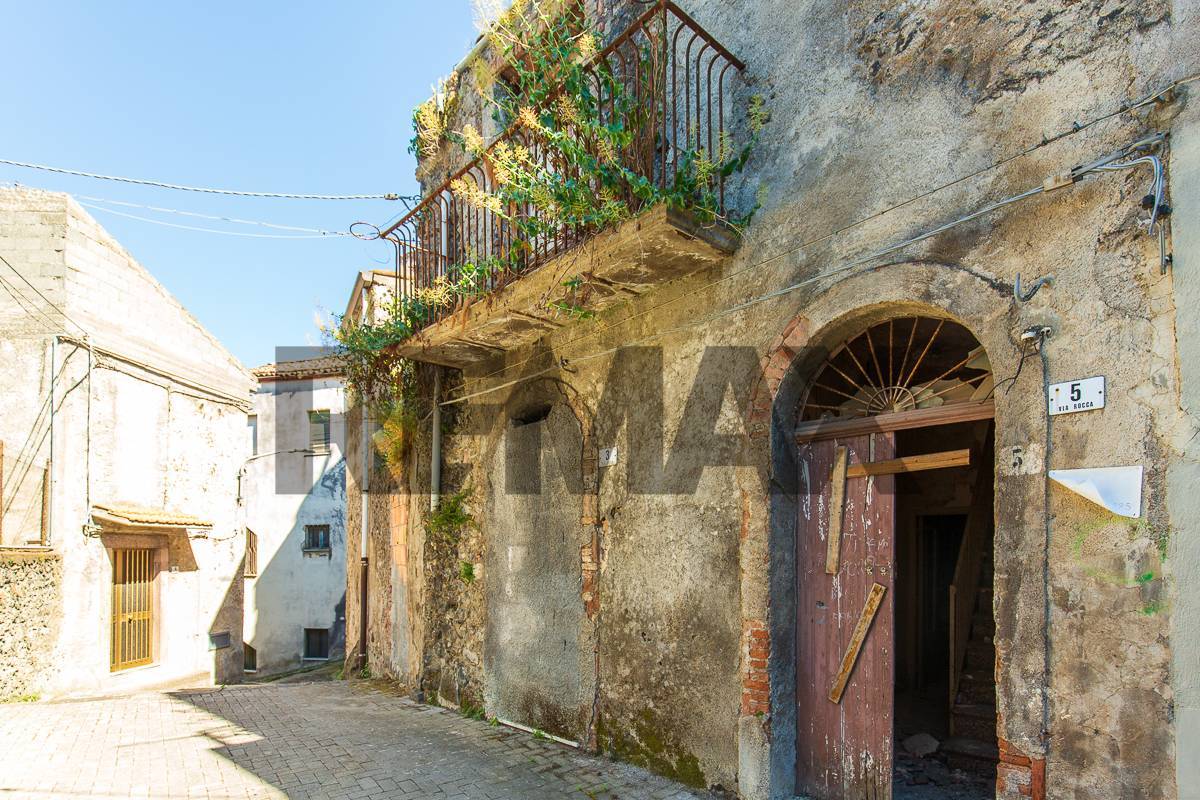 2 bedrooms detached house, 77 m² Randazzo, Catania (province) photo 2