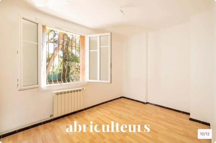 Bright Apartment for Sale in Marseille 12th Arrondissement, Impasse De la Marionne photo 2