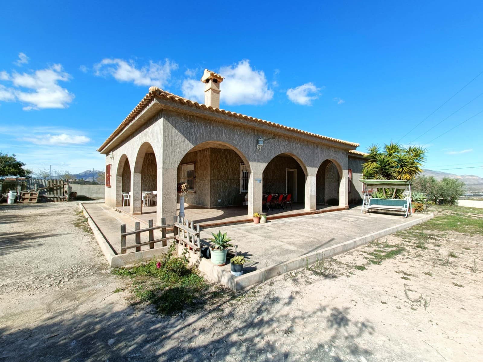 Villa for sale in Hondón de los Frailes, Alicante