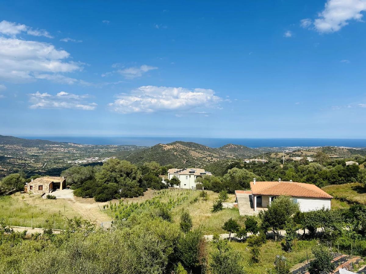 4 bedrooms villa, 250 m² Torpè, Nuoro (province)