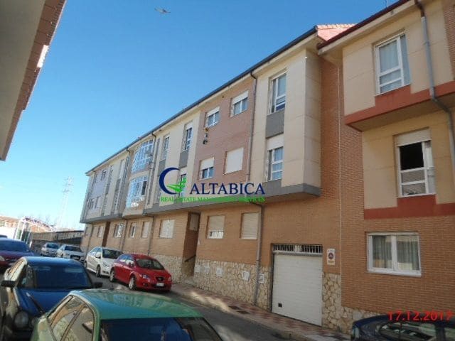 Flat for sale in Villaquilambre, León photo 3