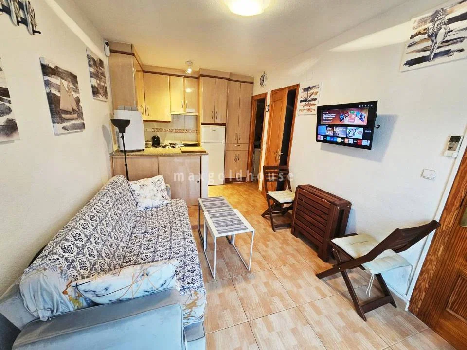 Apartment in Torrevieja, Alicante province photo 4