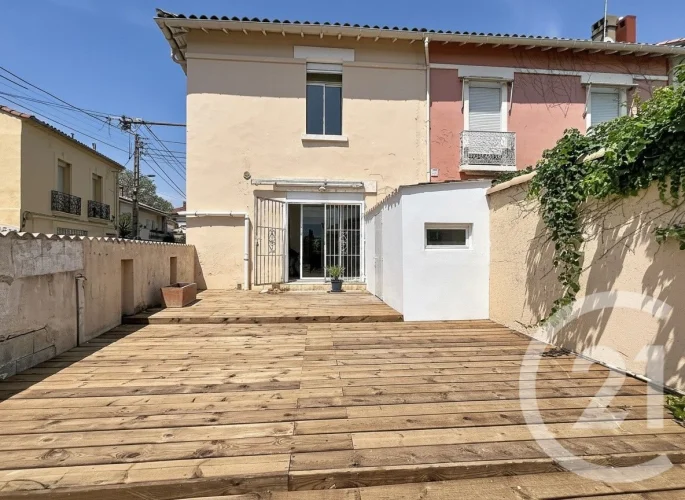 Arènes Champeau Quarter - 4-Room House with Garden and Cellar