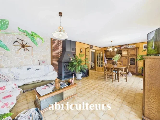 House with Landscaped Garden for Sale in Châteaudun (28200) photo 5