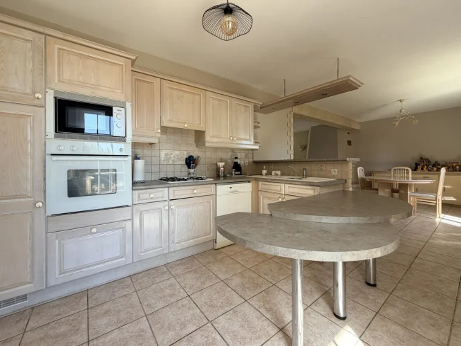 3 Bed House for Sale in Saint-Christophe-En-Bresse photo 3