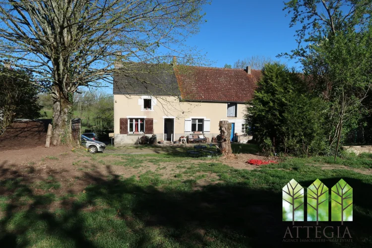 Country House in Need of Renovation with Adjoining Garden photo 3