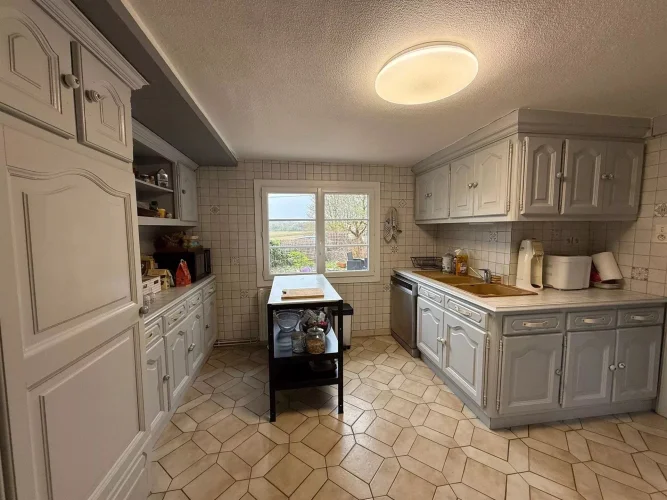 Under Offer - Beautiful 124m² Family House in Castagnède photo 5
