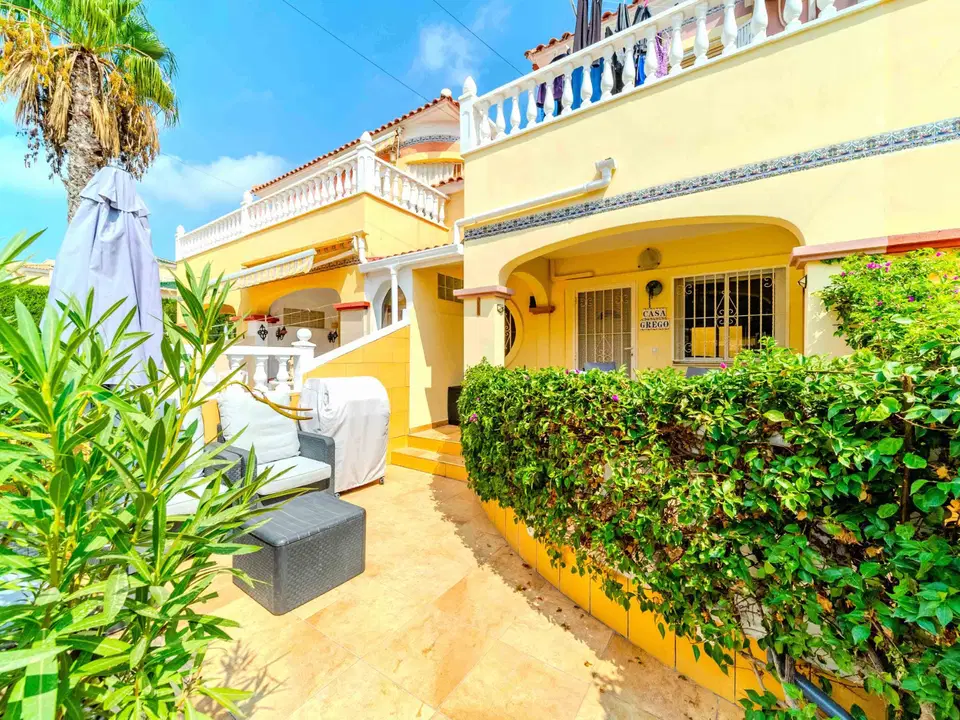 Town house in Villamartin, Alicante province photo 5