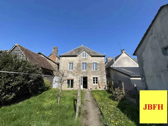 Semi-Detached Stone and Slate Property(75 sqm), Situated in a Town, Walking Distance to the Shops, photo 2