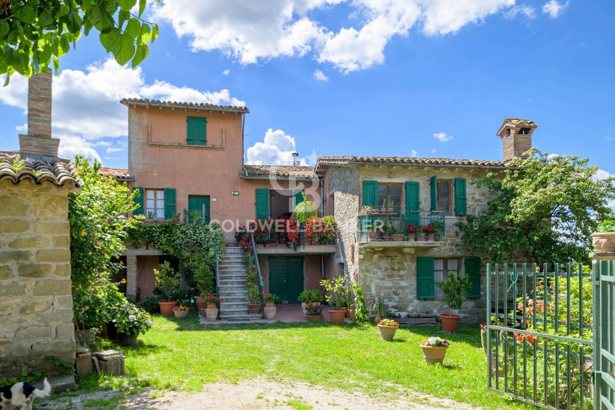 6 bedrooms country house, 225 m² Gubbio, Perugia (province) photo 2