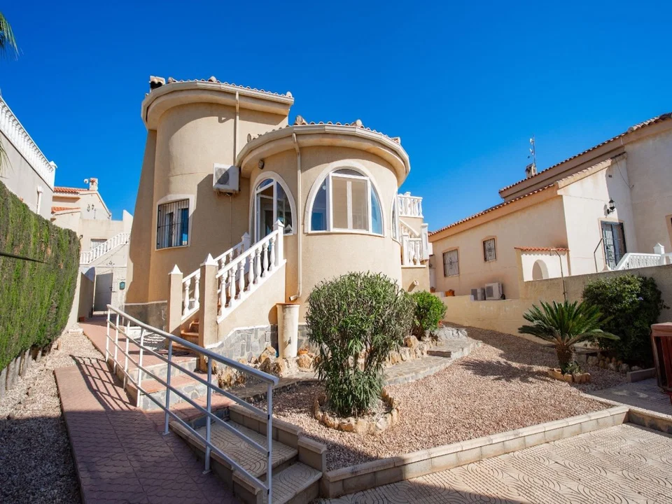 Villa in Ciudad Quesada, Alicante province photo 2