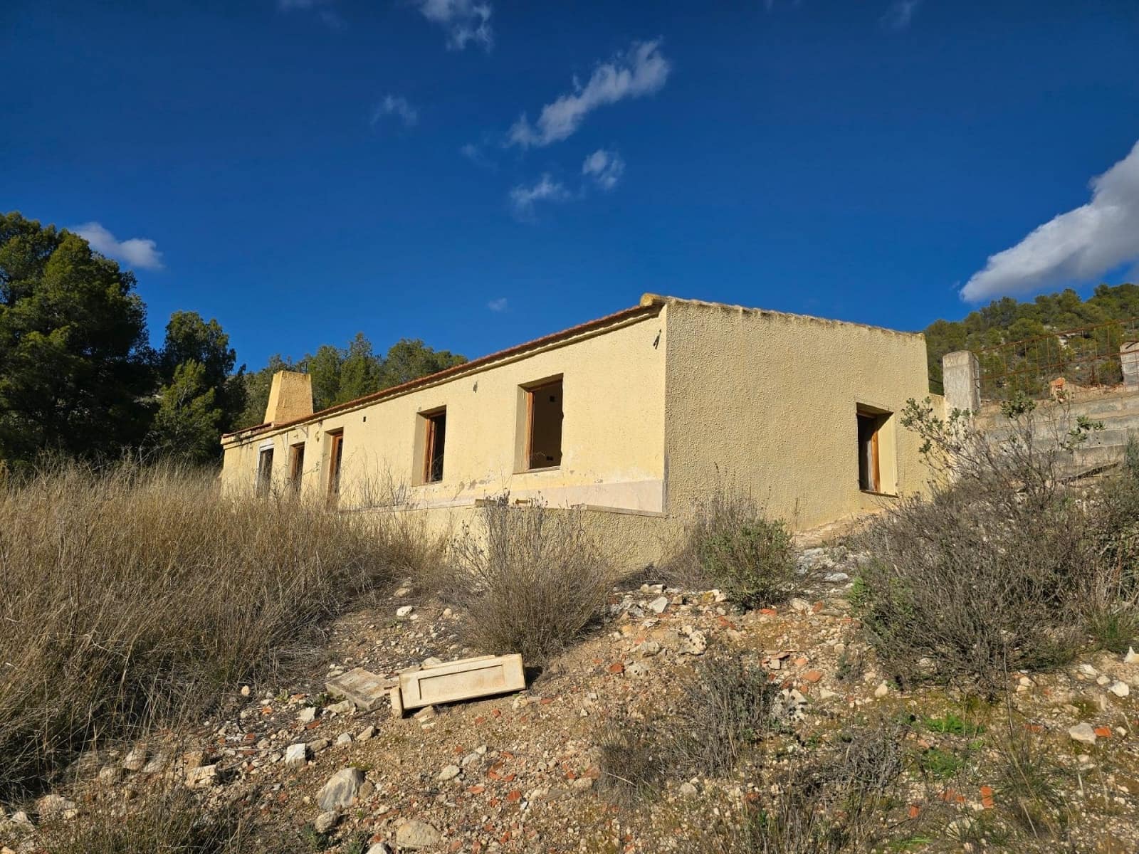 Villa for sale in Petrel / Petrer, Alicante photo 4