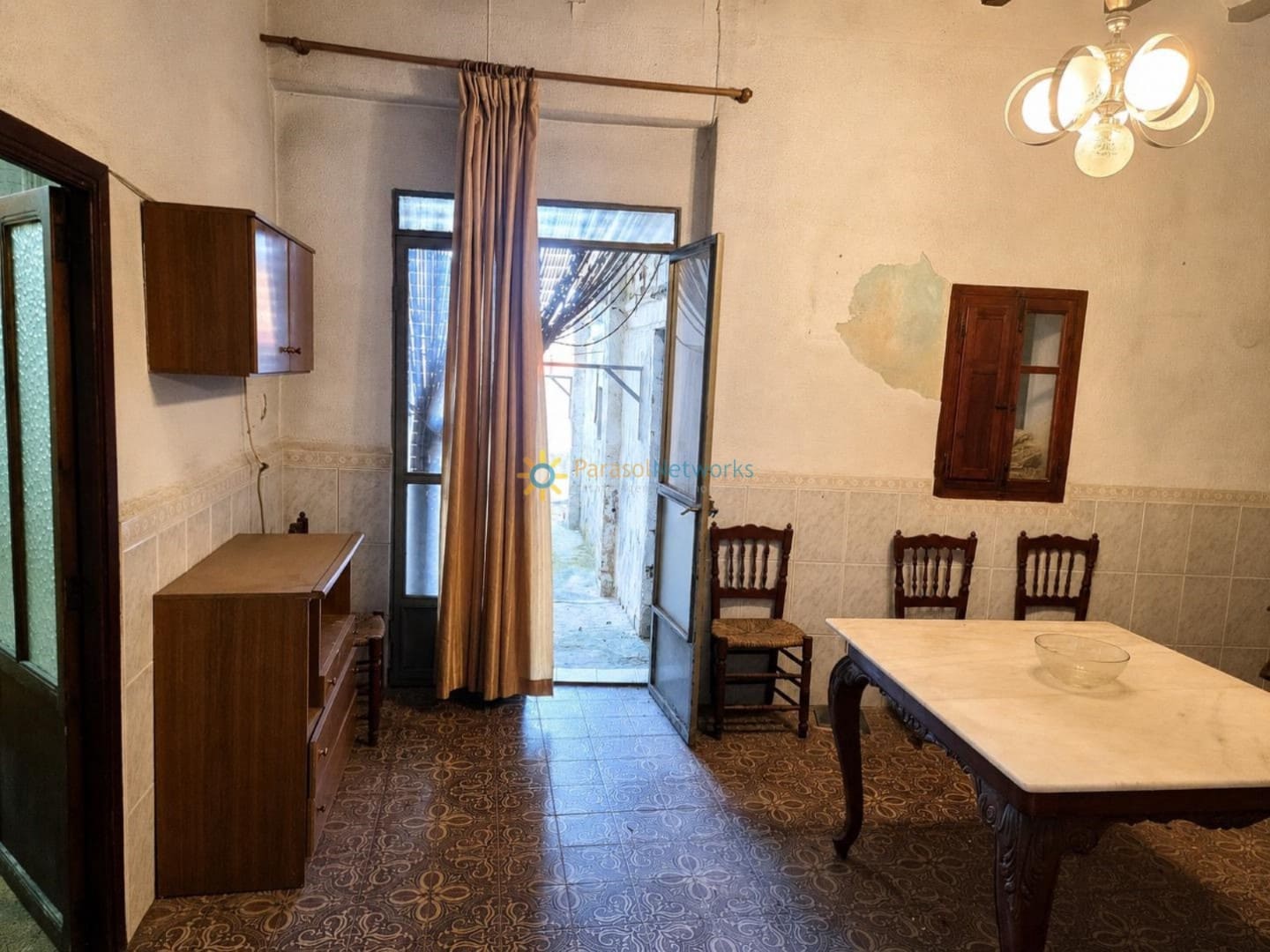 Townhouse for sale in Llutxent, Valencia