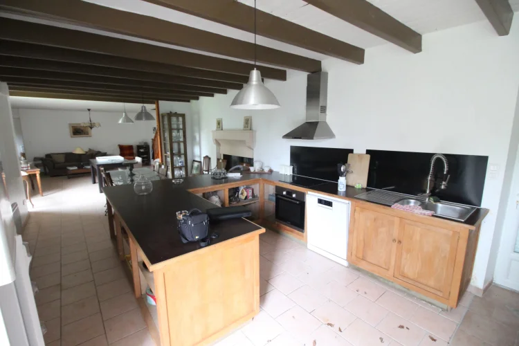 Three Bedroom Detached Property with 2 Hectares photo 2