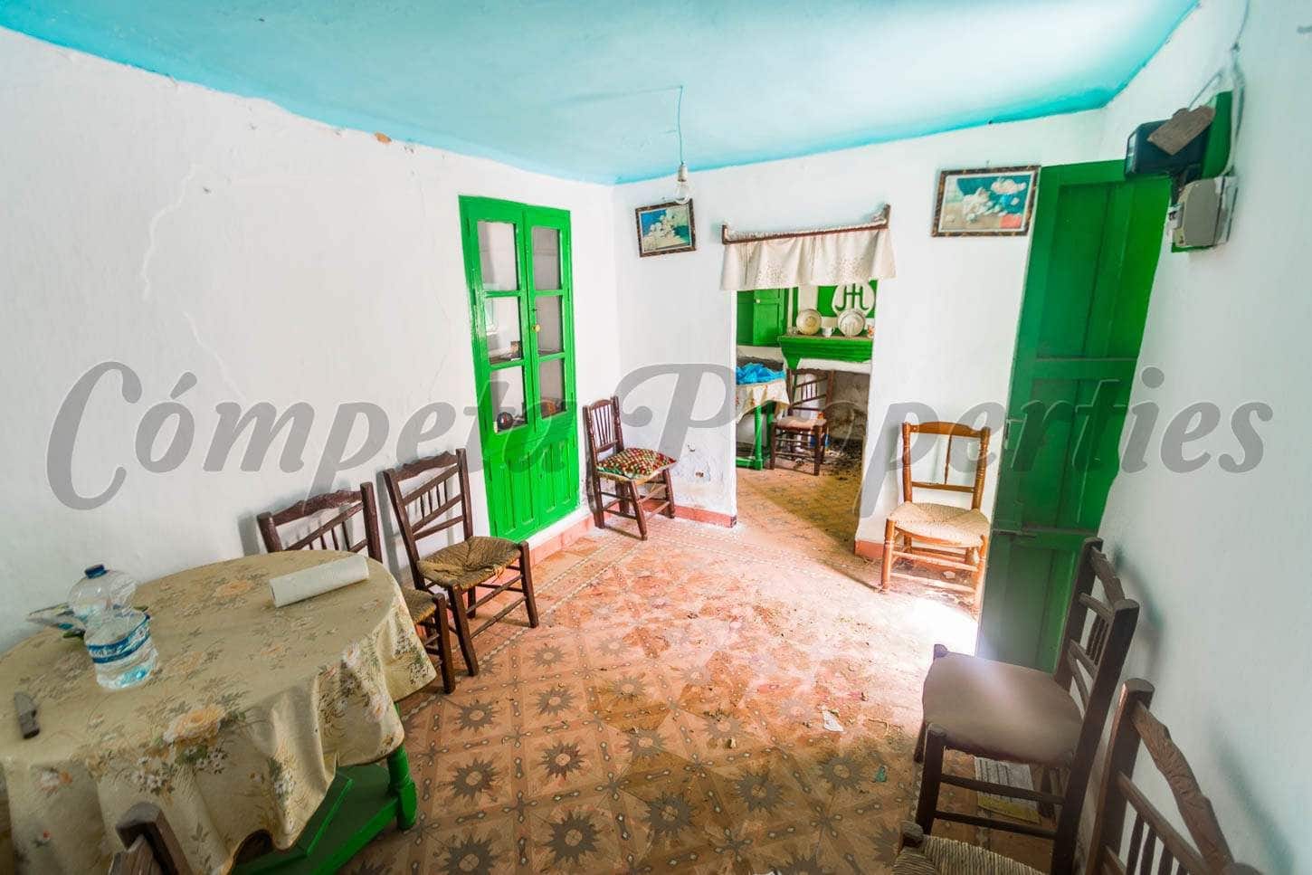 Townhouse for sale in Corumbela, Sayalonga, Málaga photo 5