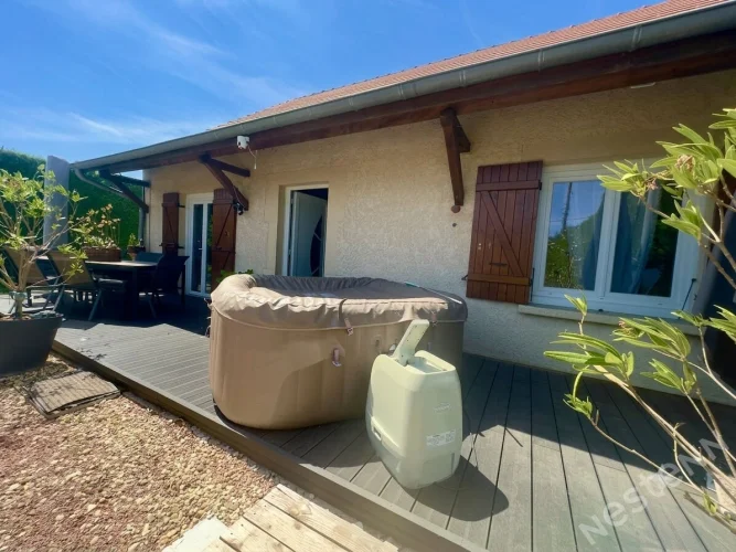 Family House of 112 m² with Large Enclosed Garden in Saint-Marcel photo 2