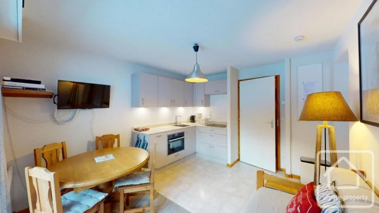 Apartment with Direct Slope View, 2 Bedrooms and 2 Bathrooms, and a Closed Garage photo 4