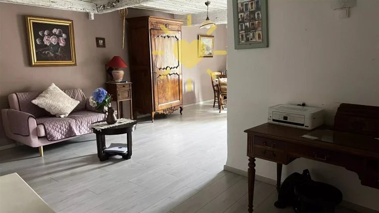 Claviers: a Beautiful, Restored Village House with a Terrace photo 3