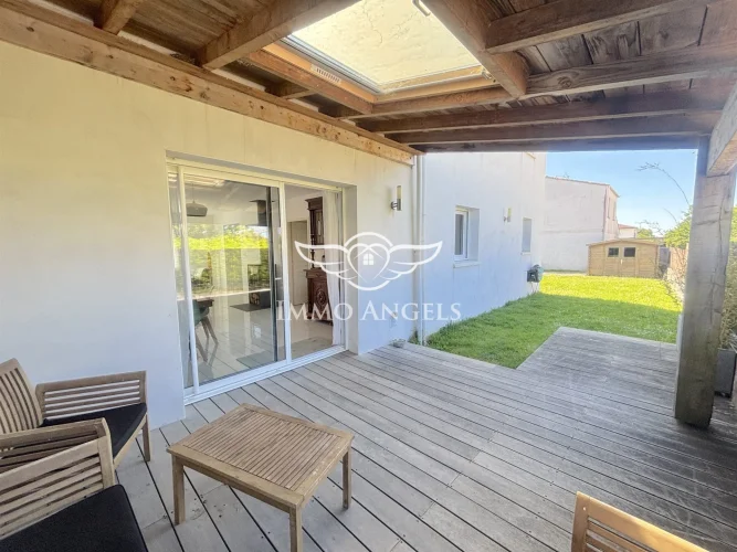 Recent 4-Room House 4 km from the Sea photo 3