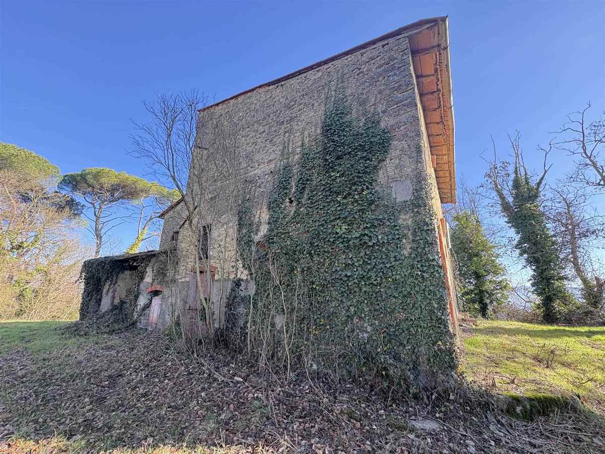 4 bedrooms farmhouse, 267 m² Vicchio, Florence (province) photo 3