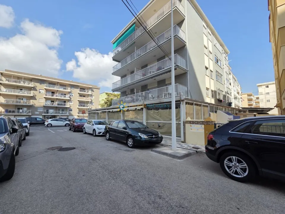 Parasol Networks Estate Agents/Inmobiliaria  photo 2