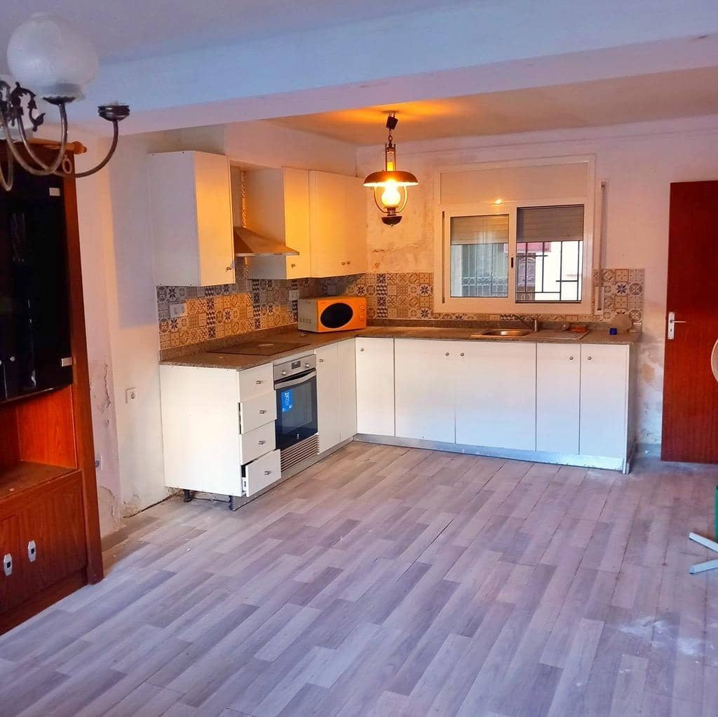 Townhouse for sale in Tivenys, Tarragona photo 2