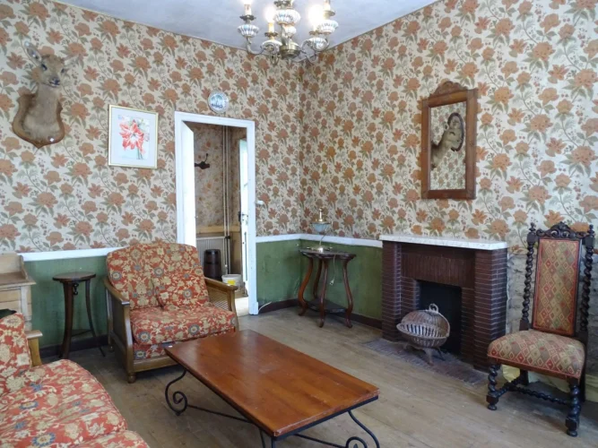 Cotes D'armor Saint Nicolas du Pélem, a 7-Bed Semi-Detached House in the Centre of the Village photo 4