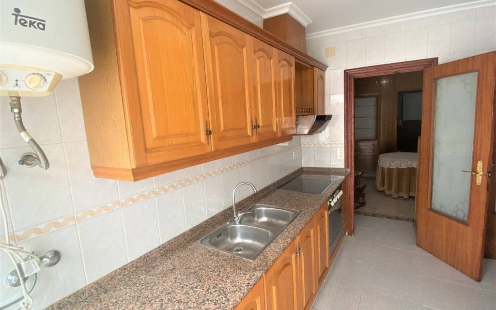 Townhouse for sale in Sax, Alicante photo 2