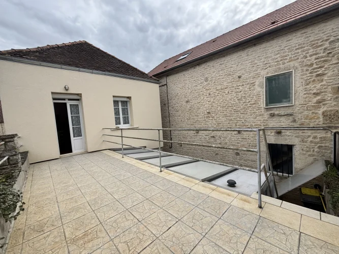 Etrochey (21) House of 100 m² with Small Courtyard Near C photo 2