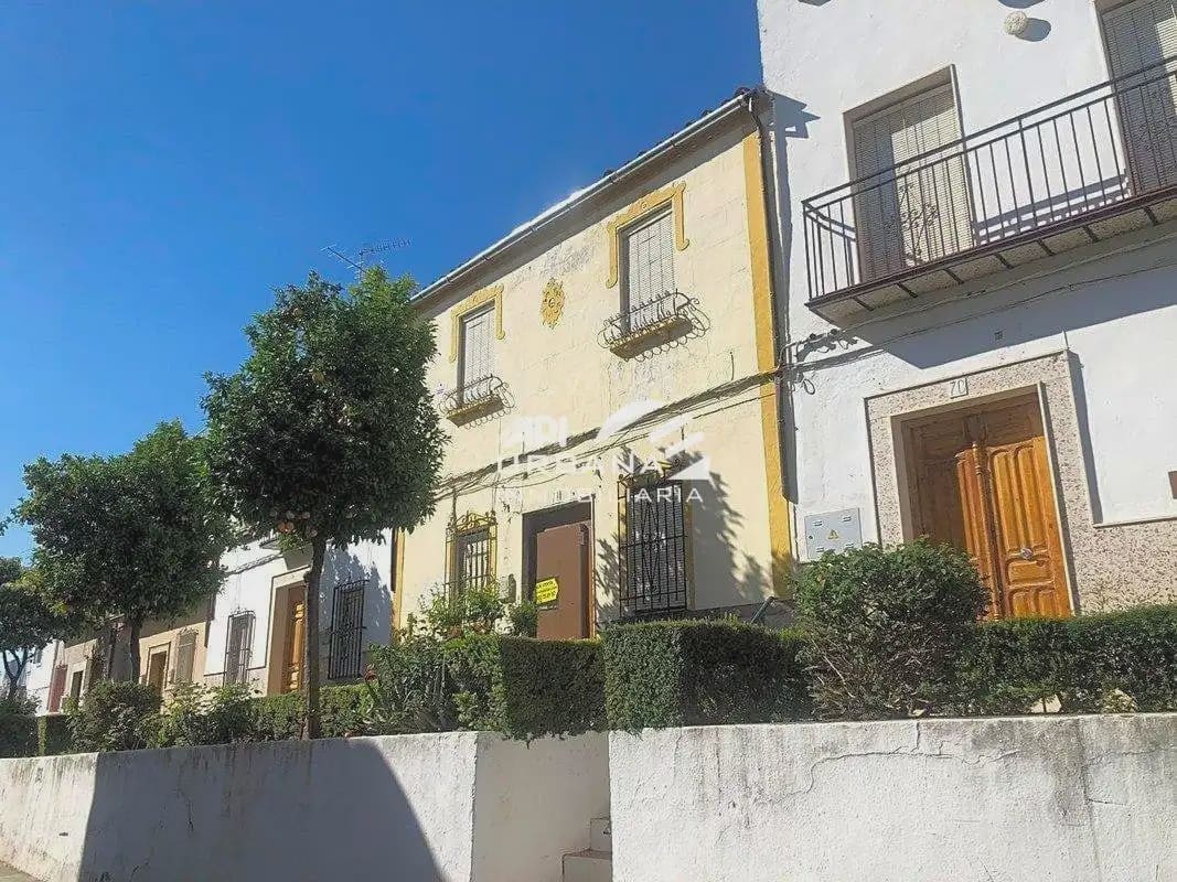 Townhouse for sale in Rute, Córdoba photo 2