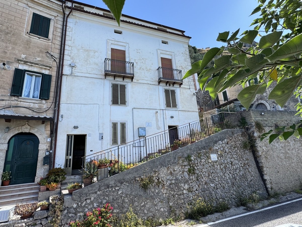 4 bedrooms house, 180 m² Roccasecca, Frosinone (province) photo 2