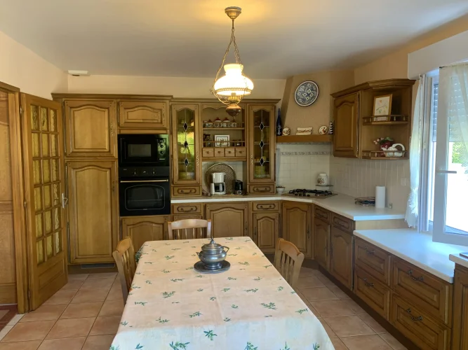 Spacious 5-Bedroom Village Home with Separate Accommodation photo 4