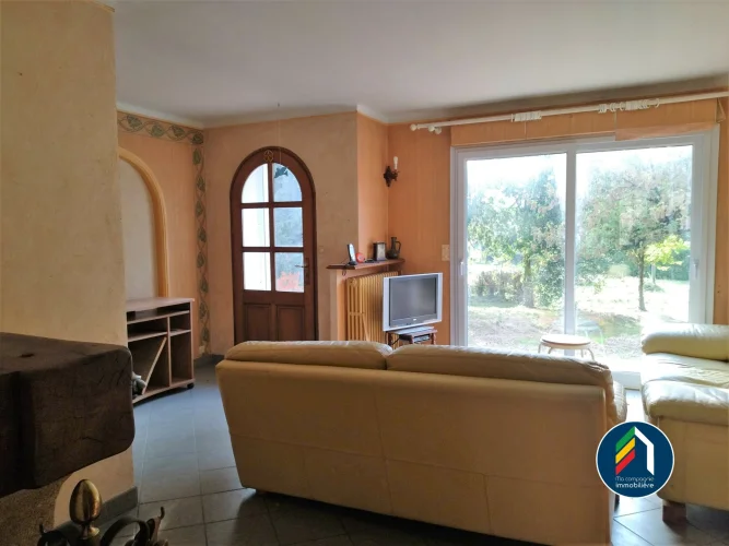 House with Basement on 4900 m² of Land at the Gates of la Roche-Sur-Yon photo 2