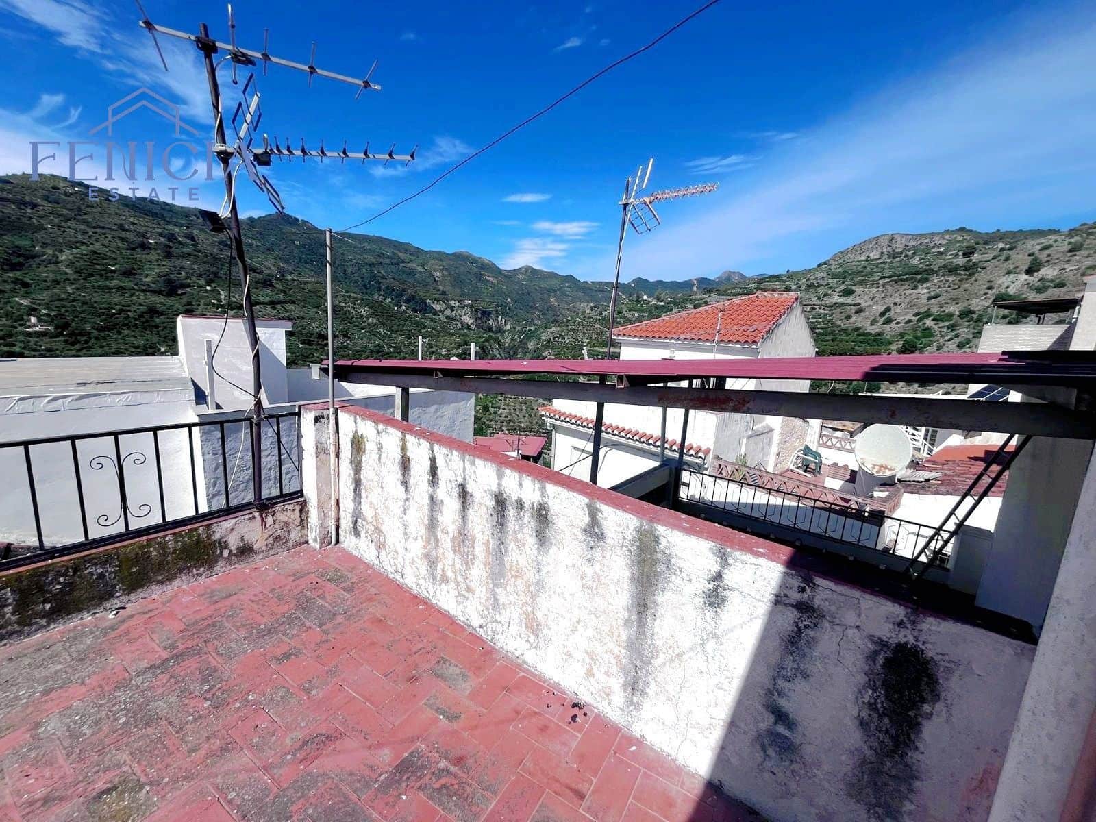 Townhouse for sale in Otívar, Granada photo 3