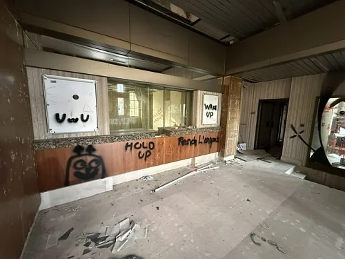Detached House to Renovate Near Vengeons photo 4