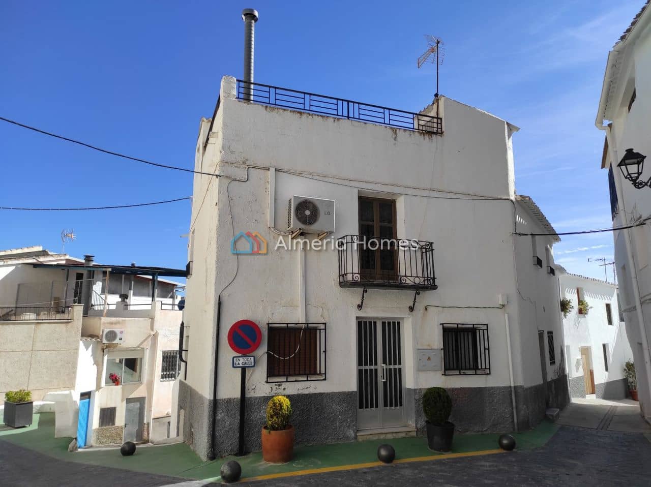 Townhouse for sale in Lúcar, Almería