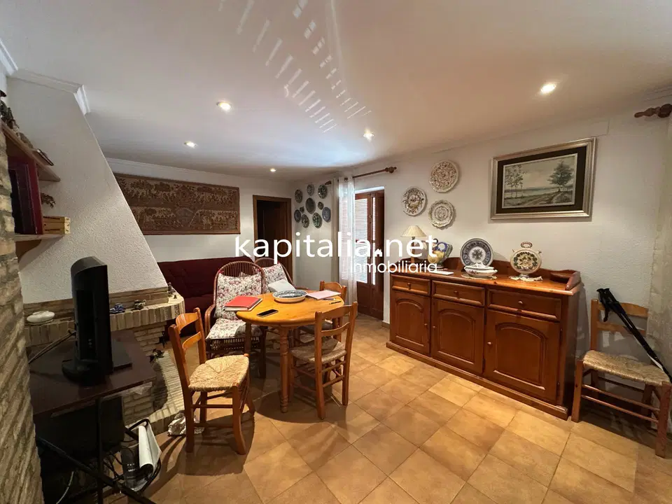 Apartment in Montaverner, Valencia province photo 3