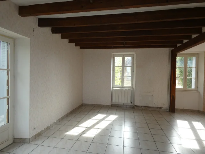 A Two Bedroom Village House with Half an Acre Land, Mains Drainage photo 4