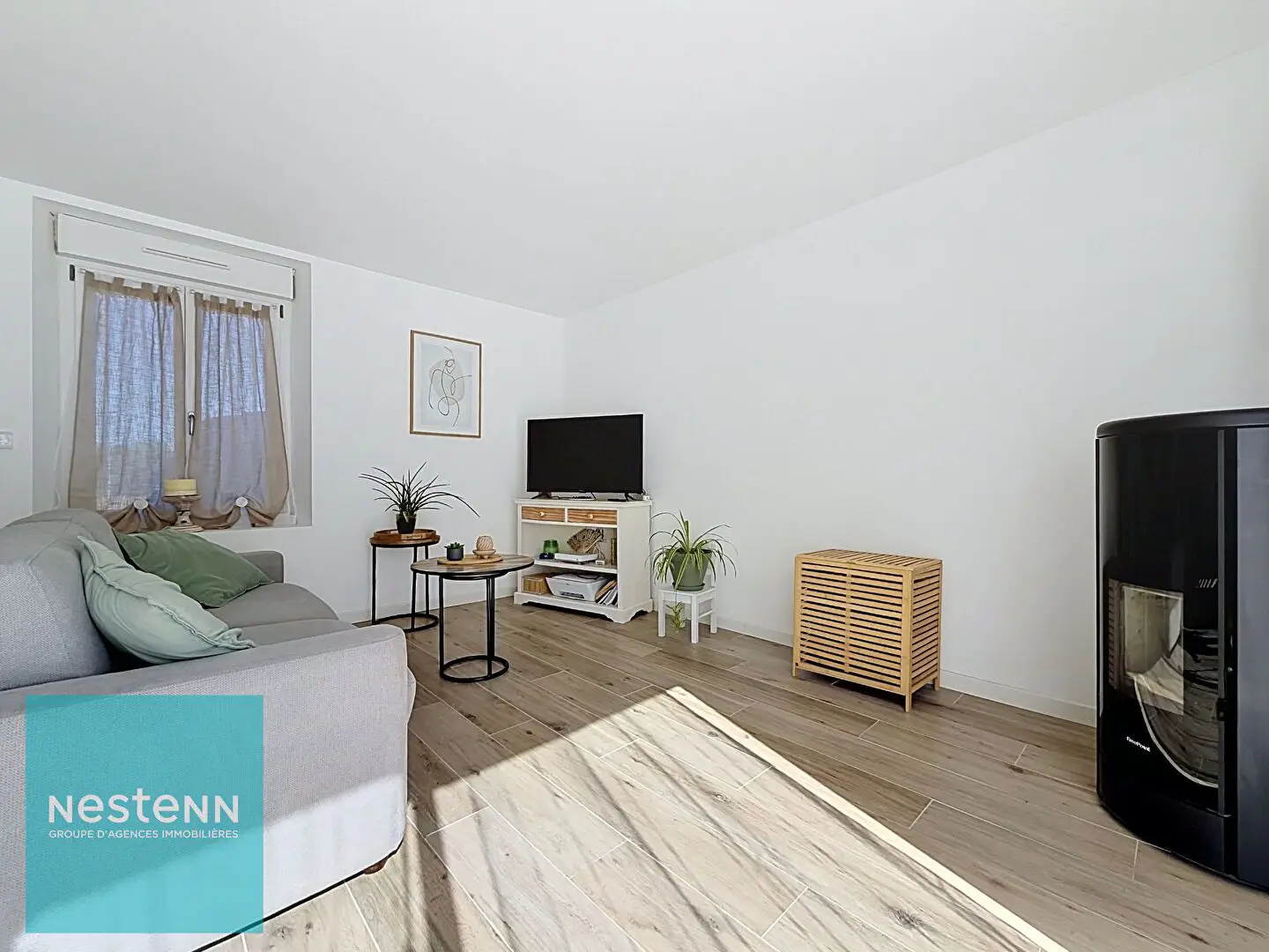 House for sale in Faverolles-sur-Cher — 2 bedrooms, 74 m² photo 3