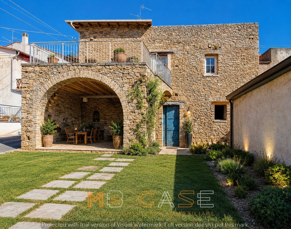 4 bedrooms historic house, 215 m² Cisano sul Neva, Savona (province)