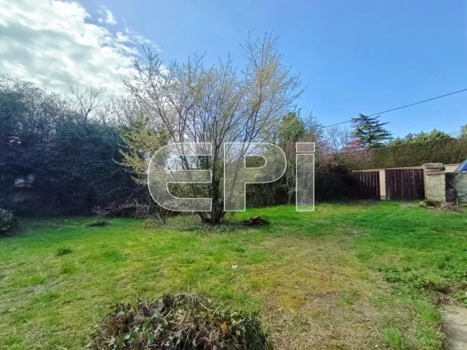 Charming Village House in Chalais, 190 m², 6 Rooms photo 4