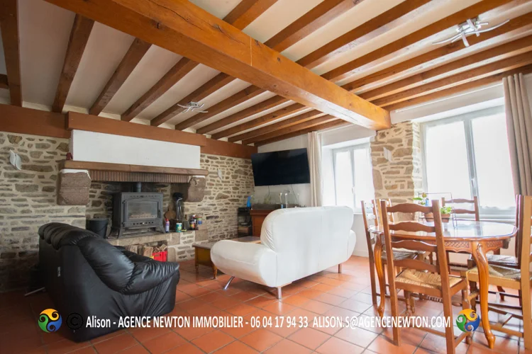 Mayenne, Gorron, la Dorée, Pretty 3 Bed, Detached, Stone Cottage on the Edge of a Village with Garden photo 3
