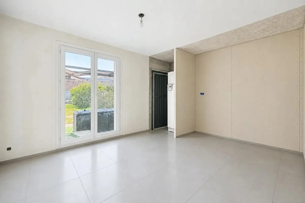 House for sale in Sully Sur Loire — 5 bedrooms, 125 m² photo 5