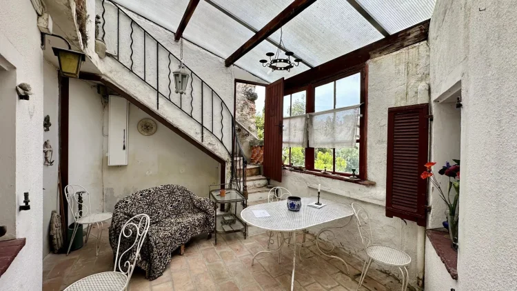 Haut De Cagnes — Charming Village House to Renovate with Rooftop Terrace and Open Views photo 4