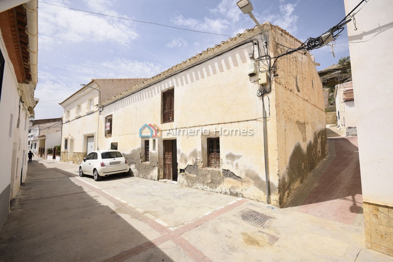 Townhouse for sale in Partaloa, Almería photo 2