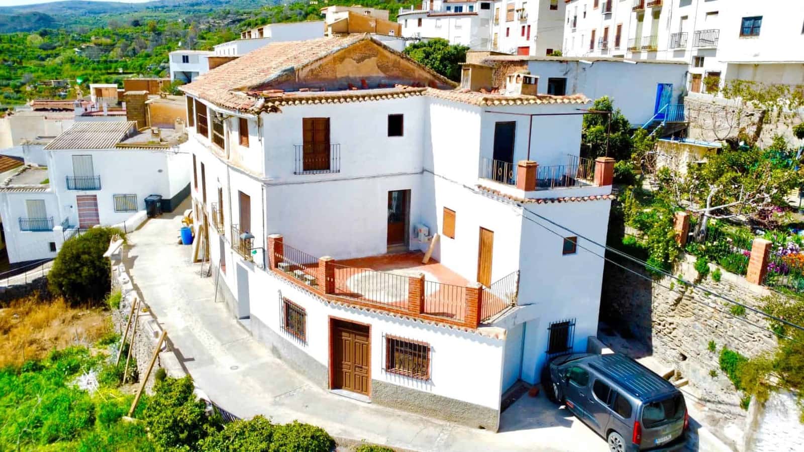Villa for sale in Válor, Granada photo 2