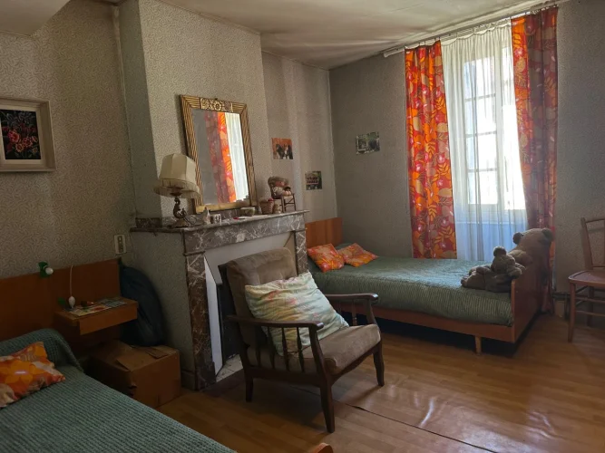 4 Bed House for Sale in Montgaillard photo 5